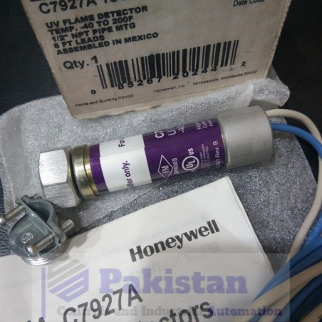 Honeywell UV Flame Detector FM Approved C7927A 1016 in Pakistan